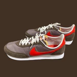 Nike waffle trainer 2 size 9